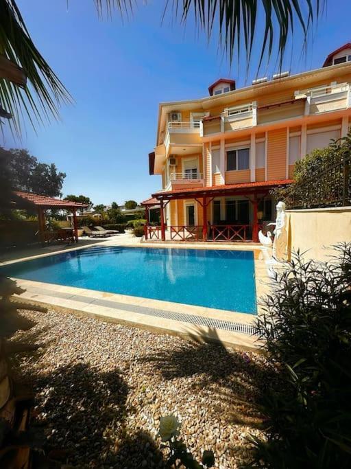 Peaceful Villas-patio-garden *
