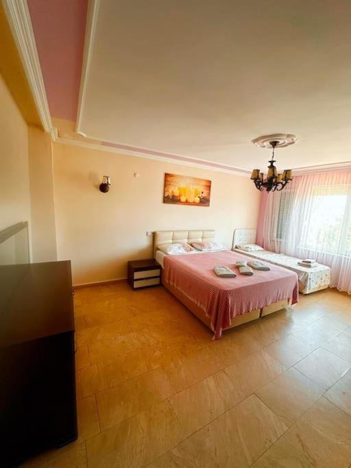 Vilă Peaceful Villas-patio-garden *